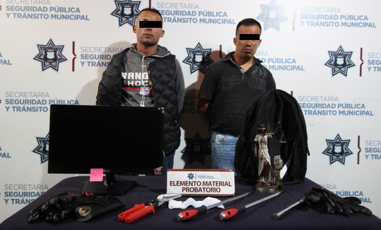Los detienen por robar notaría pública en Huexotitla