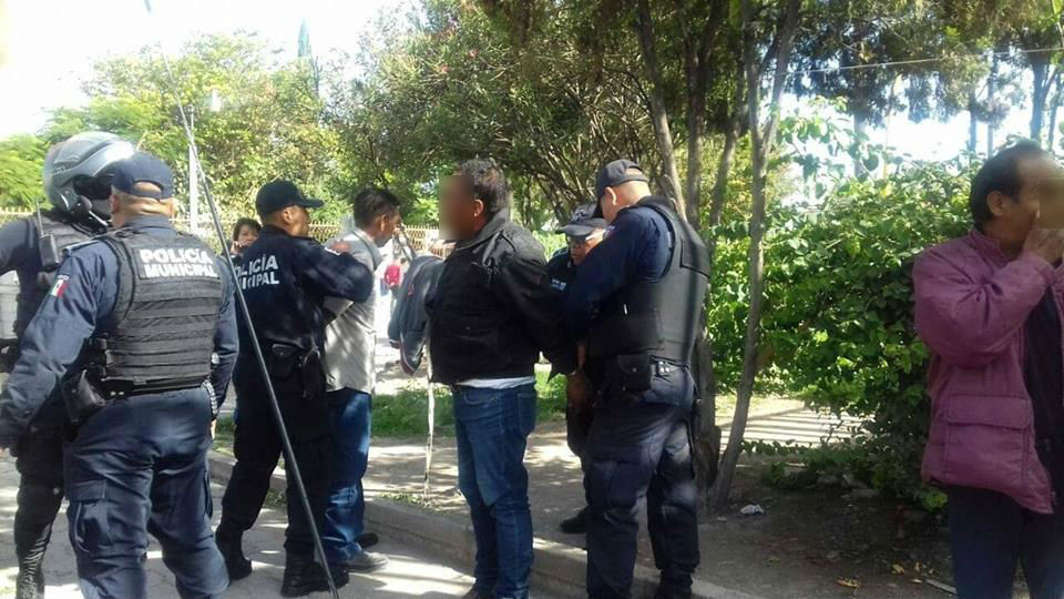 Detienen a 11 sujetos con un par de armas, en Tehuacán