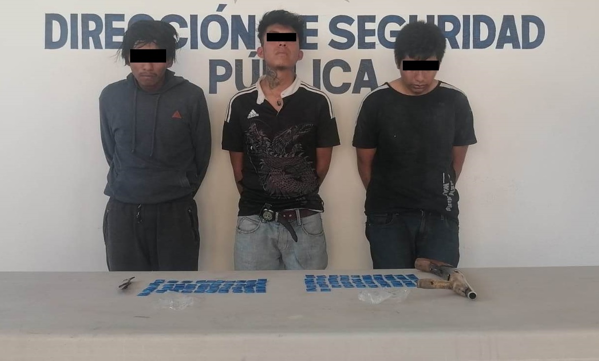 Caen tres sujetos en Tehuacán con 83 dosis de cristal