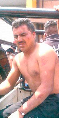 Casi linchan a policías de Cañada Morelos y queman 2 patrullas