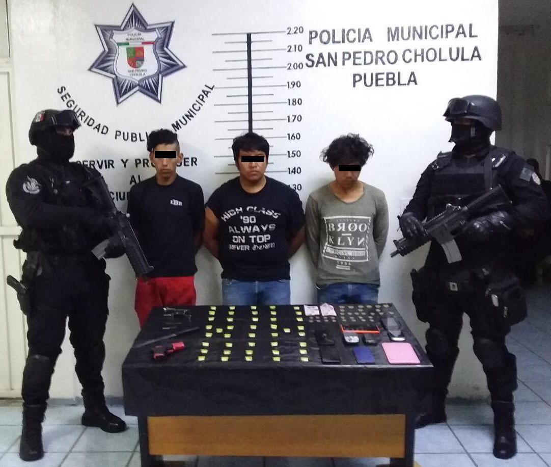 Detienen a narcomenudistas de San Pedro Cholula