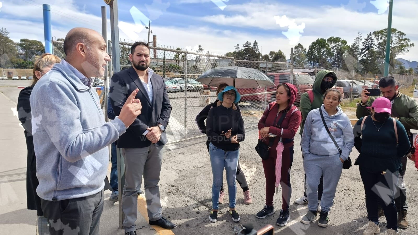 Familias de trabajadores muertos en Xaloztoc exigen cumplan acuerdos