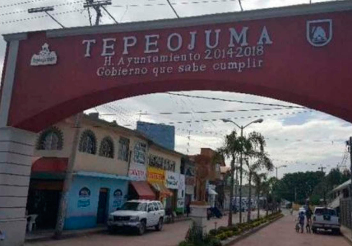 Ciudadanos en Tepeojuma detectan supuestos vehículos y personas sospechosas  