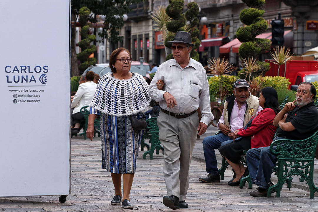 Adultos mayores podrán cobrar su pensión en estos sitios