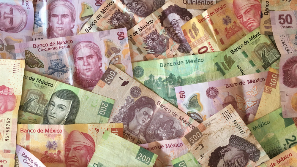  El peso mexicano se apreció en la jornada del viernes