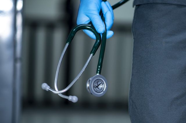 México lanza programa de salud domiciliaria para adultos mayores a partir del 2025 