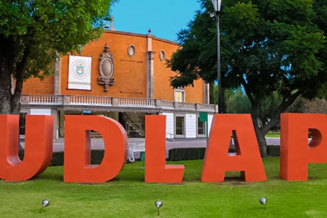 Congelan denuncias por millonario fraude en la UDLAP; no hay culpables
