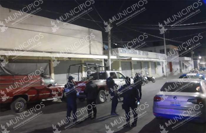 Comando acribilla a hombre dentro del mercado Domingo Arenas en Texmelucan