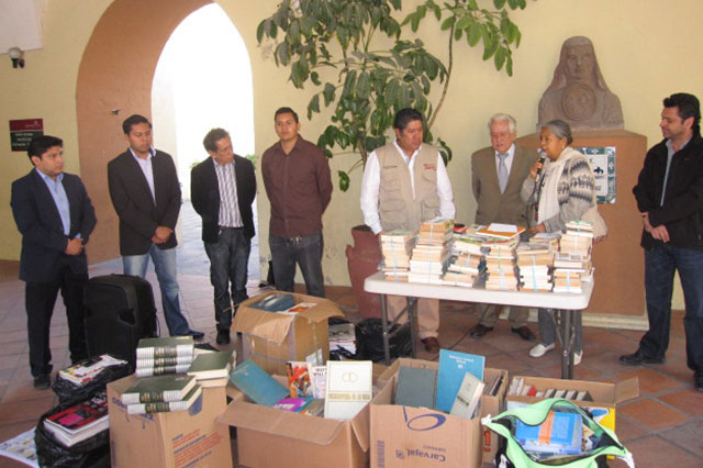 En Tehuacán realizan campaña Dona un libro contra la violencia