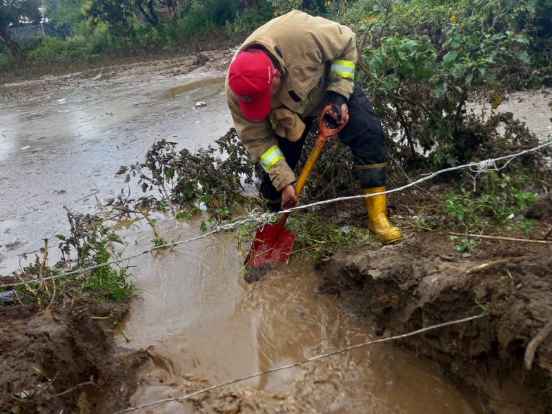 Lluvias provocan encharcamientos en Chalchicomula de Sesma