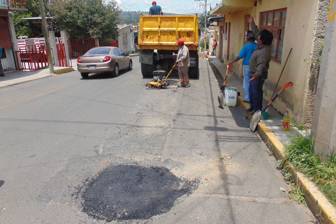 Tras quejas, inician bacheo con 2.6 mdp en San Pedro Cholula