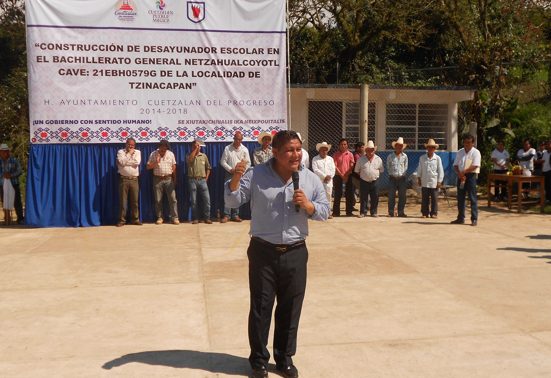 Inician obras de mejoramiento escolar en el municipio de Cuetzalan
