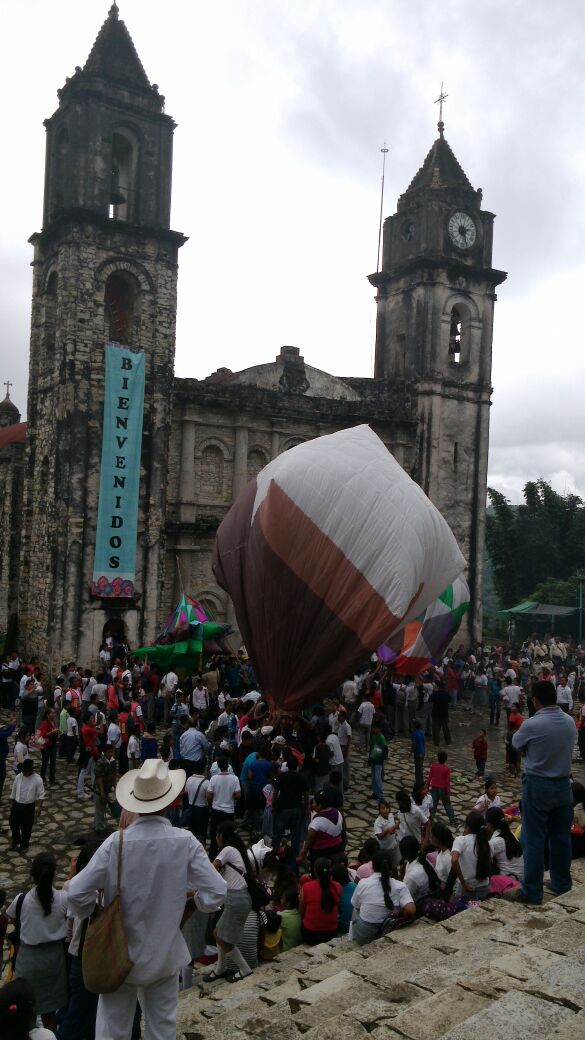 Concurso Internacional de Globos de Cantolla en Zozocolco