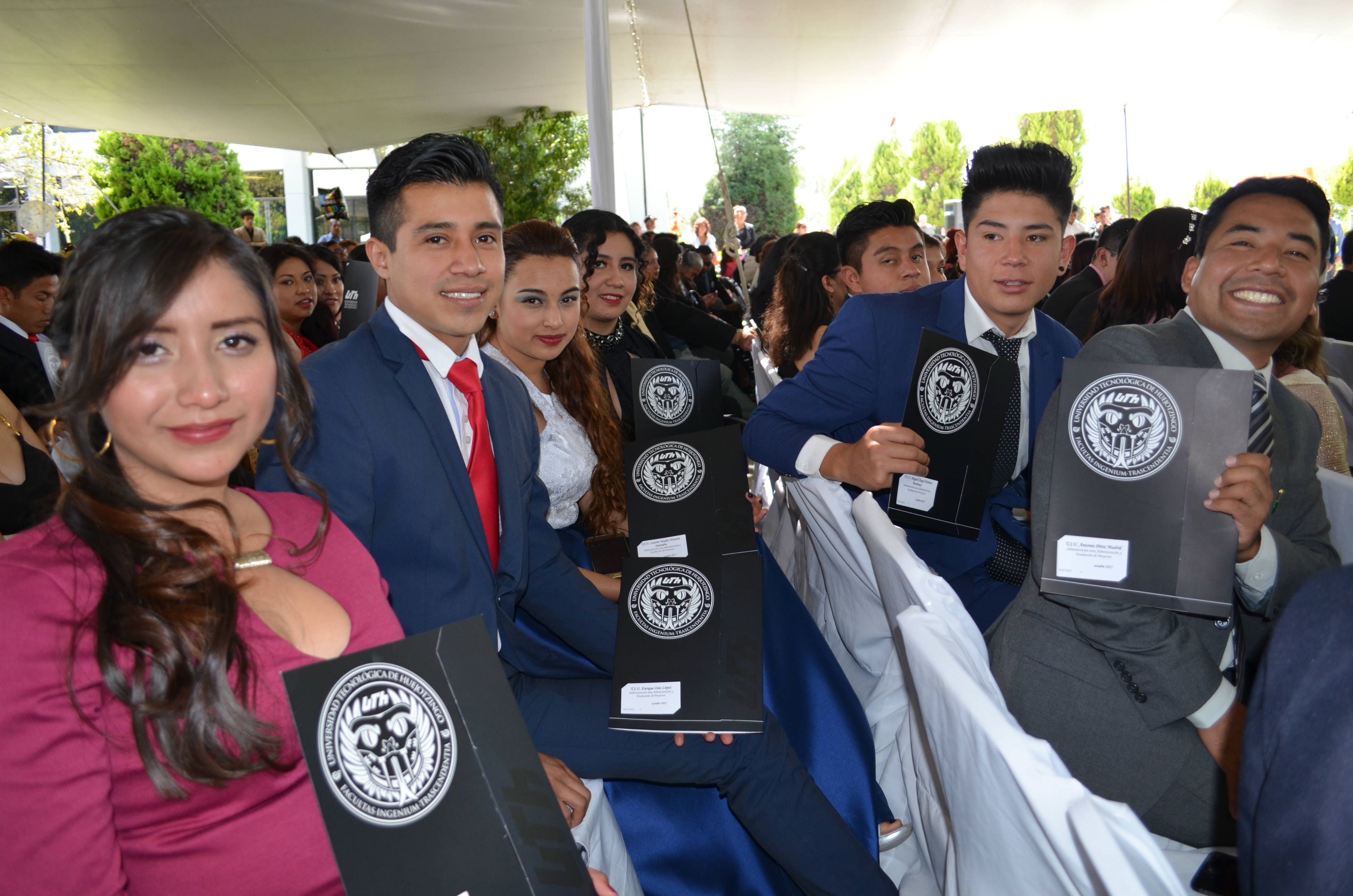 Se gradúan alumnos de la Universidad Tecnológica de Huejotzingo