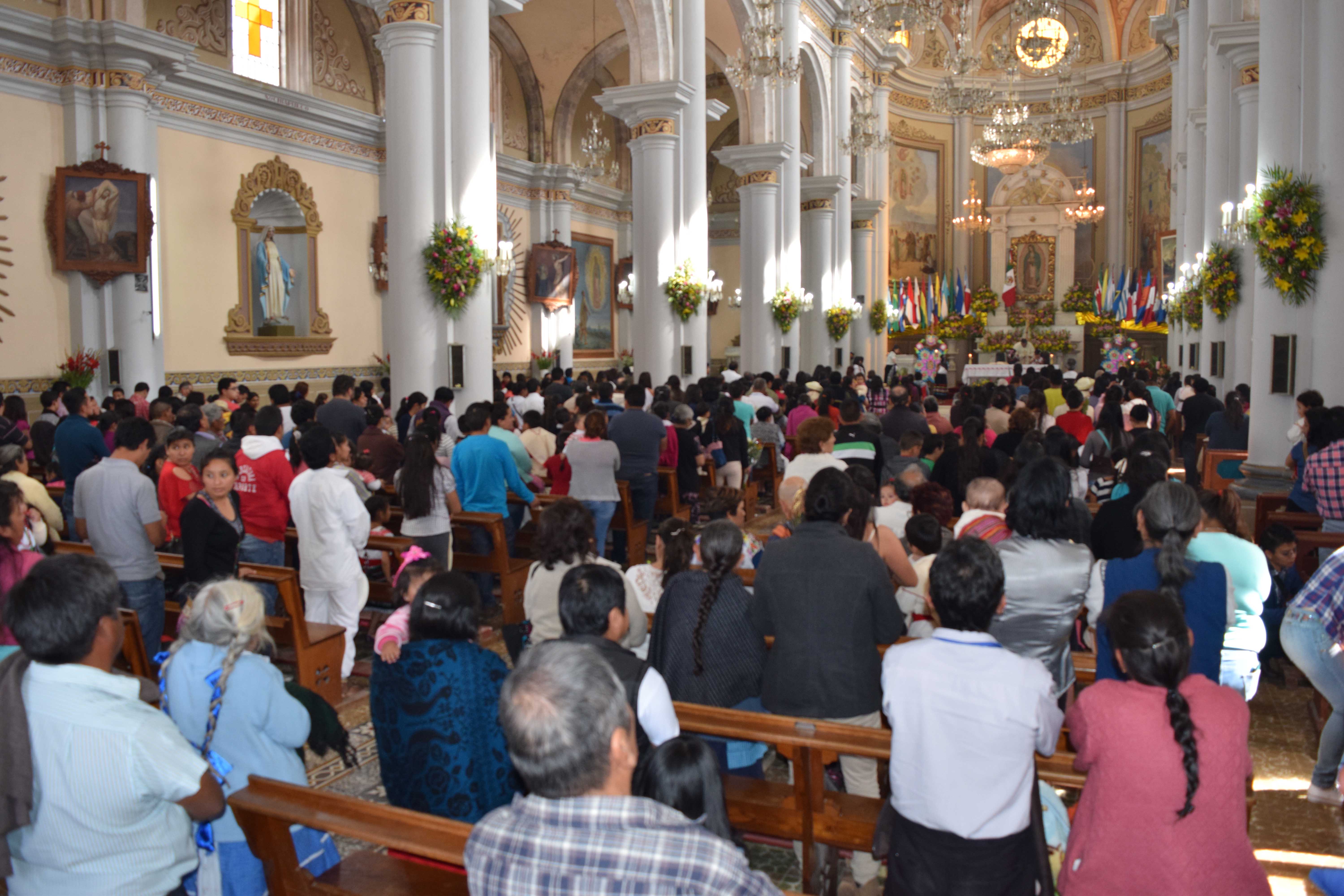 Celebran a la Virgen de Guadalupe en Zacapoaxtla