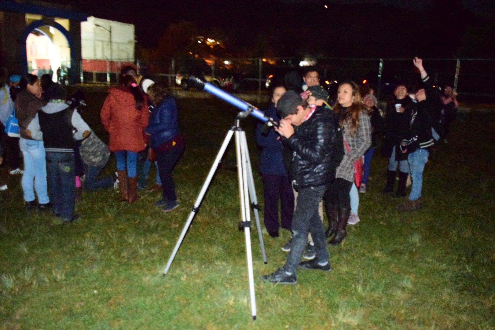 Tlatlauquitepec y Zacapoaxtla participan en Noche de las Estrellas