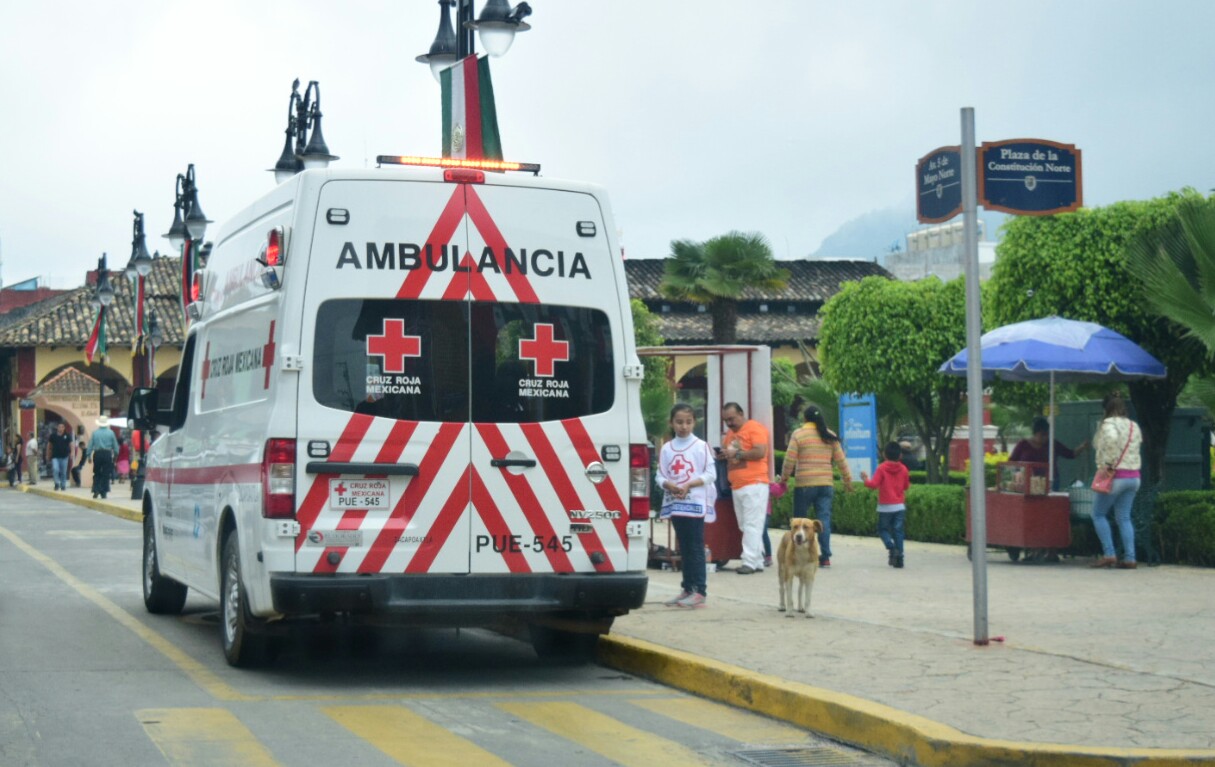 Reciben víveres en Zacapoaxtla para afectados por sismo