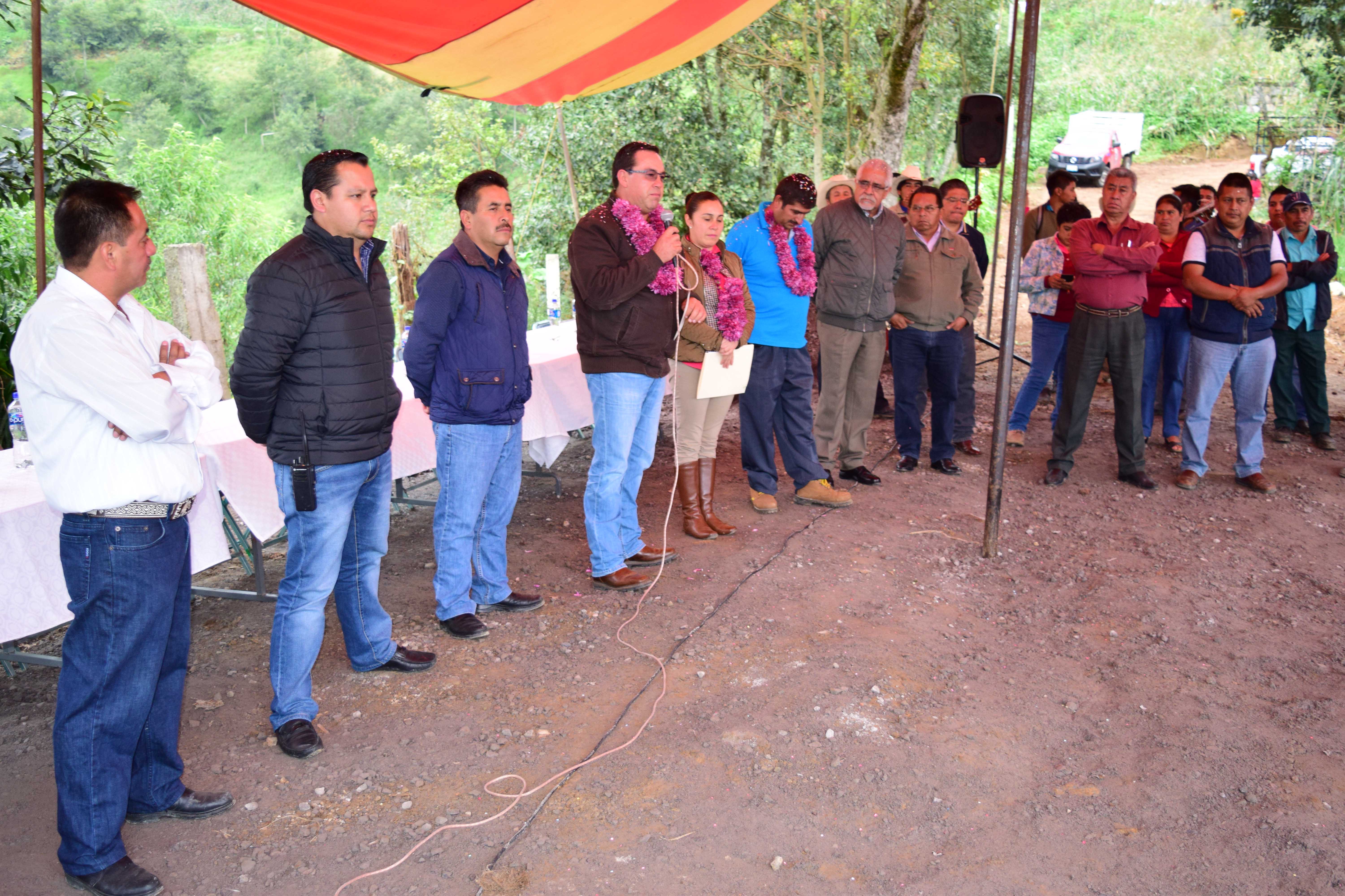 Comuna invierte más de 2 mdp para drenaje en Zacapoaxtla