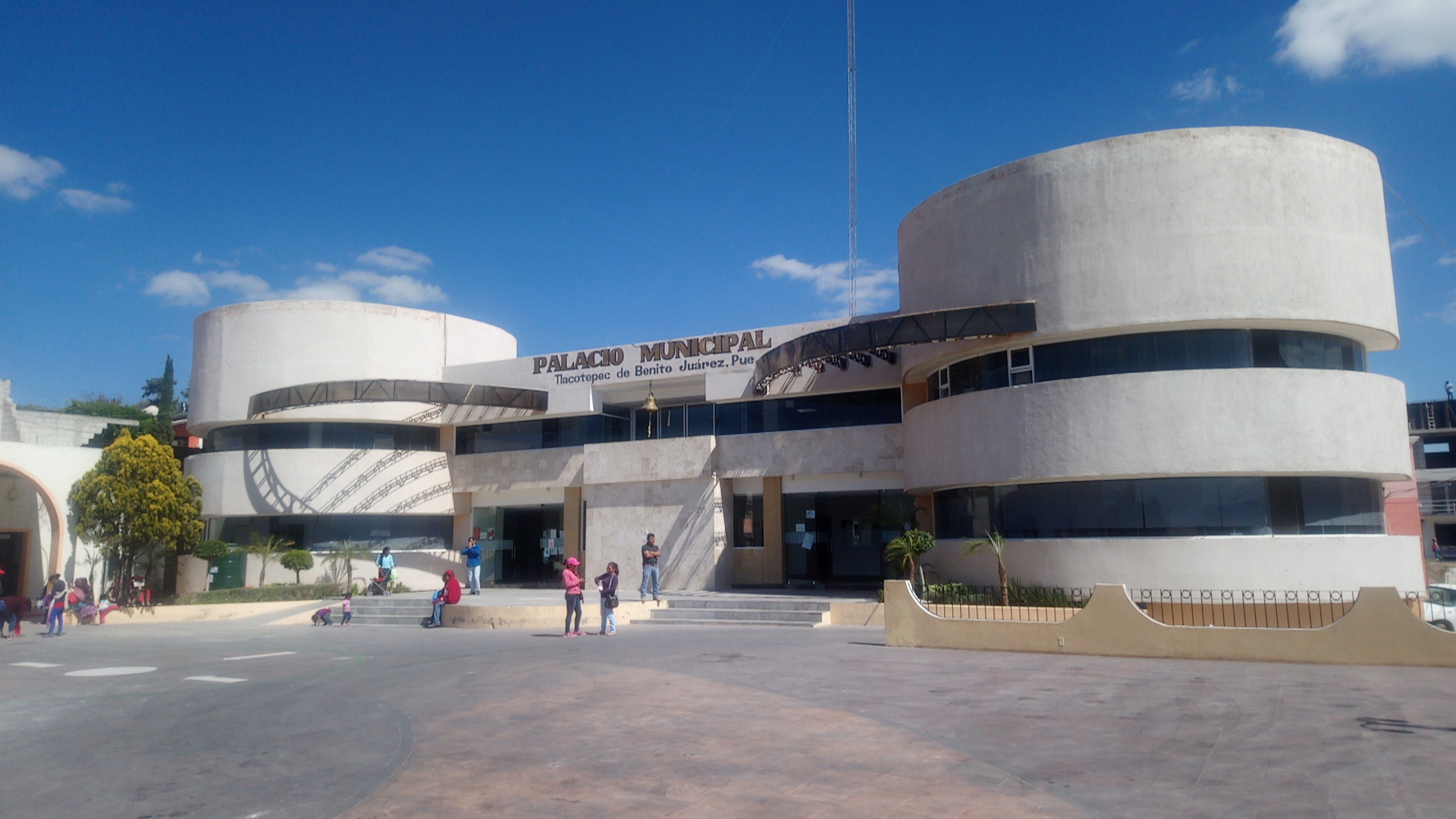 Con engaños mujeres asaltan a jóvenes en Tlacotepec