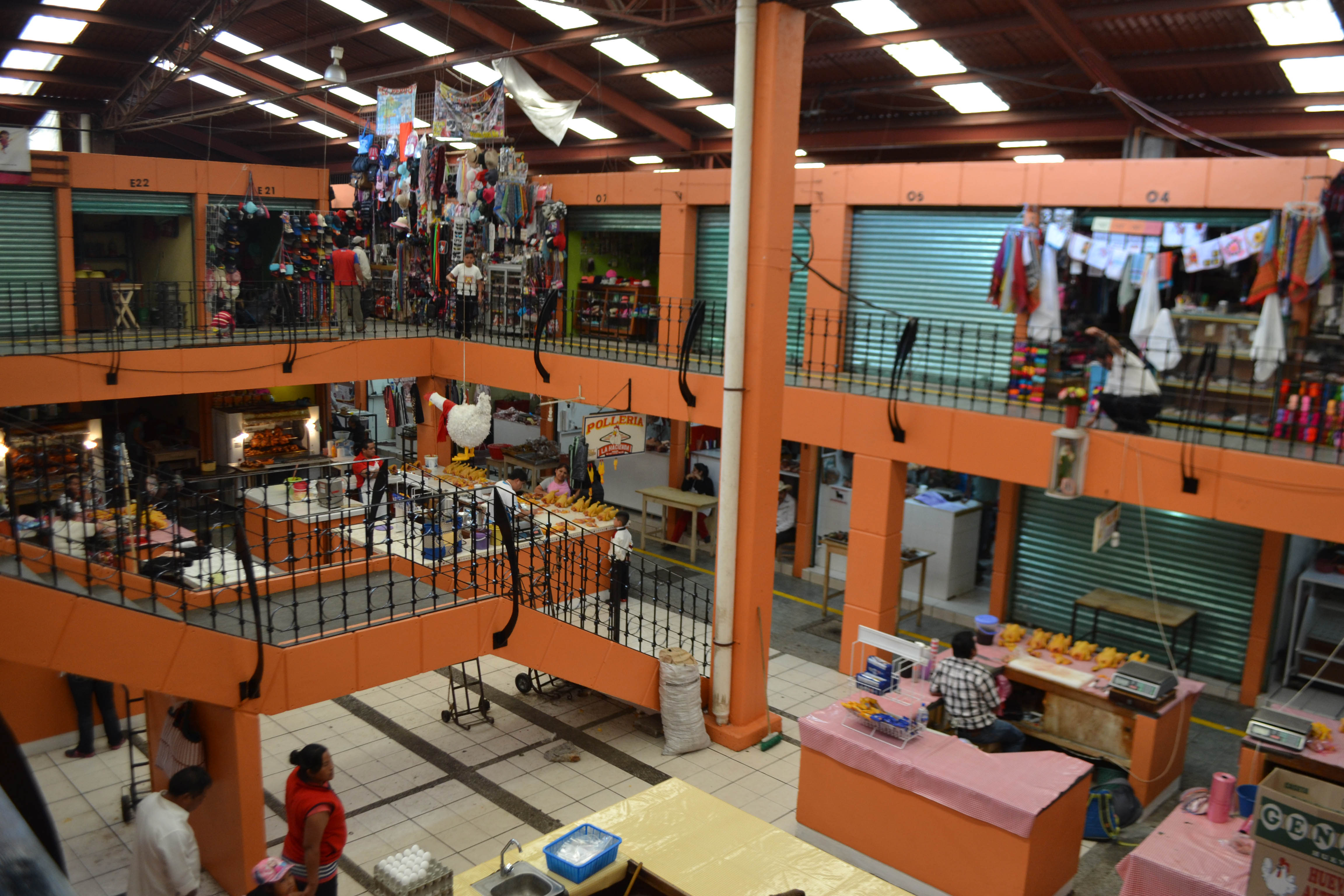 Mejoran instalaciones del Mercado 25 de Abril de Zacapoaxtla