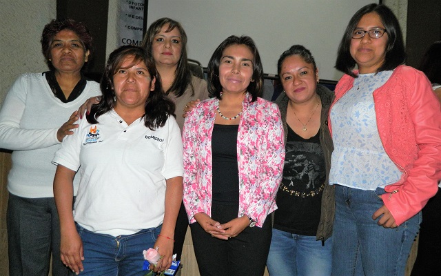 Con monólogo conmemoran el Día de la Mujer en Cuautlancingo