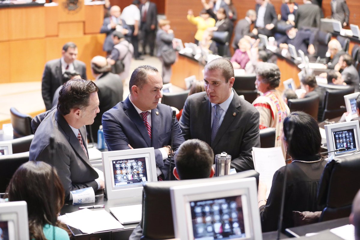 Reta RMV a AMLO; impugna a súperdelgados ante la Corte