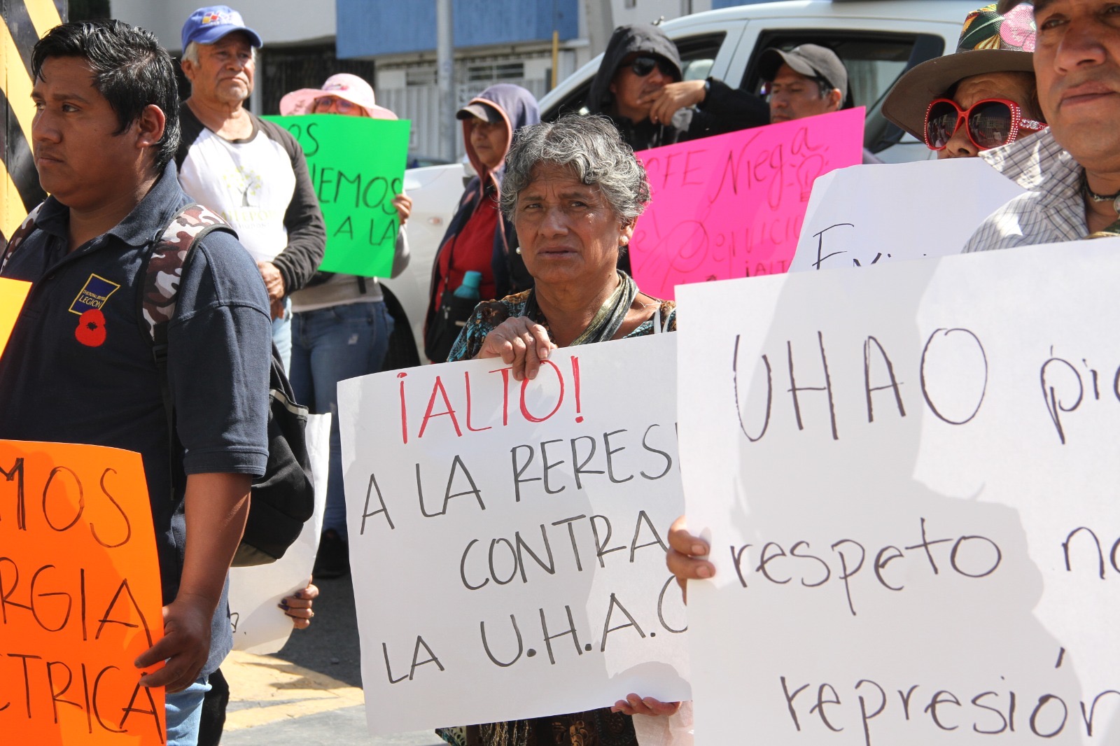 Antorchistas se manifiestan de nuevo contra CFE; piden detener hostigamientos