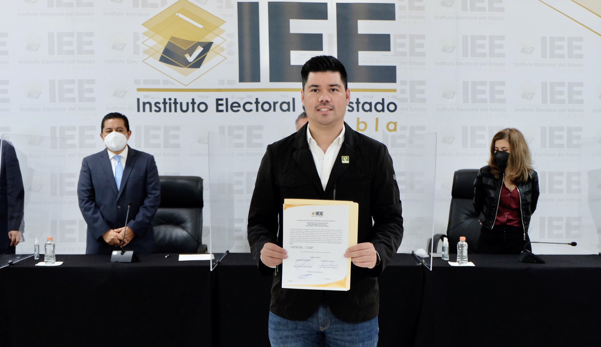 Recibe Jimmy Natale constancia como diputado local del PVEM