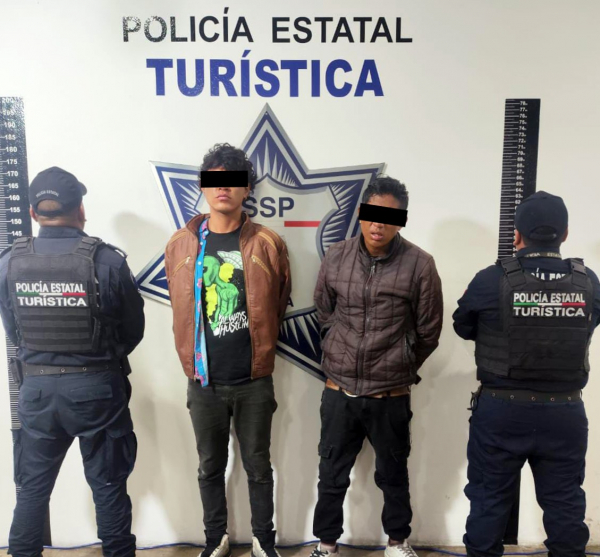 Detiene Policía Turística a dos hombres por robo a negocio en Puebla
