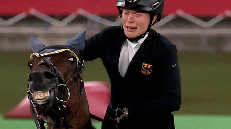 Sancionan a entrenadora por golpear caballo: Tokio 2020