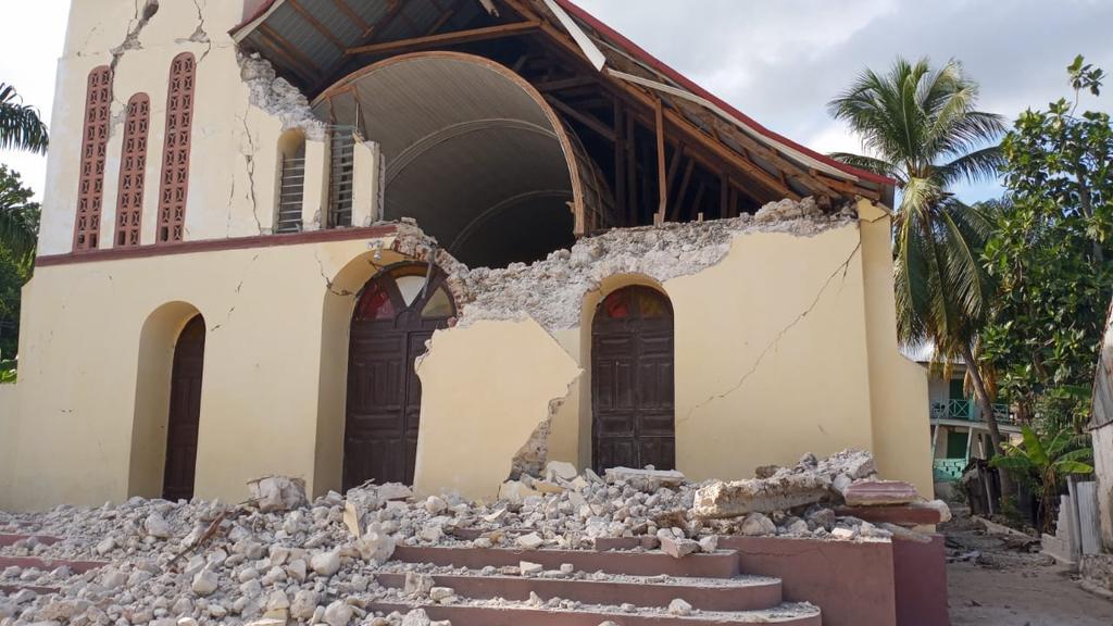 SRE anuncia número de emergencia para mexicanos en Haití 