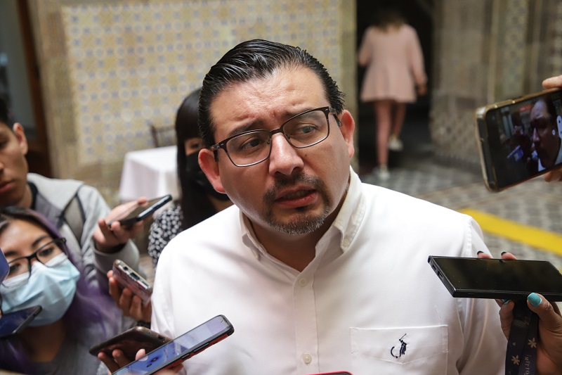 Sí se investiga al diputado Eduardo Alcántara por acoso sexual: FGE