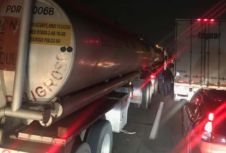 Tras doce horas de bloqueo, reabren autopistas de Puebla