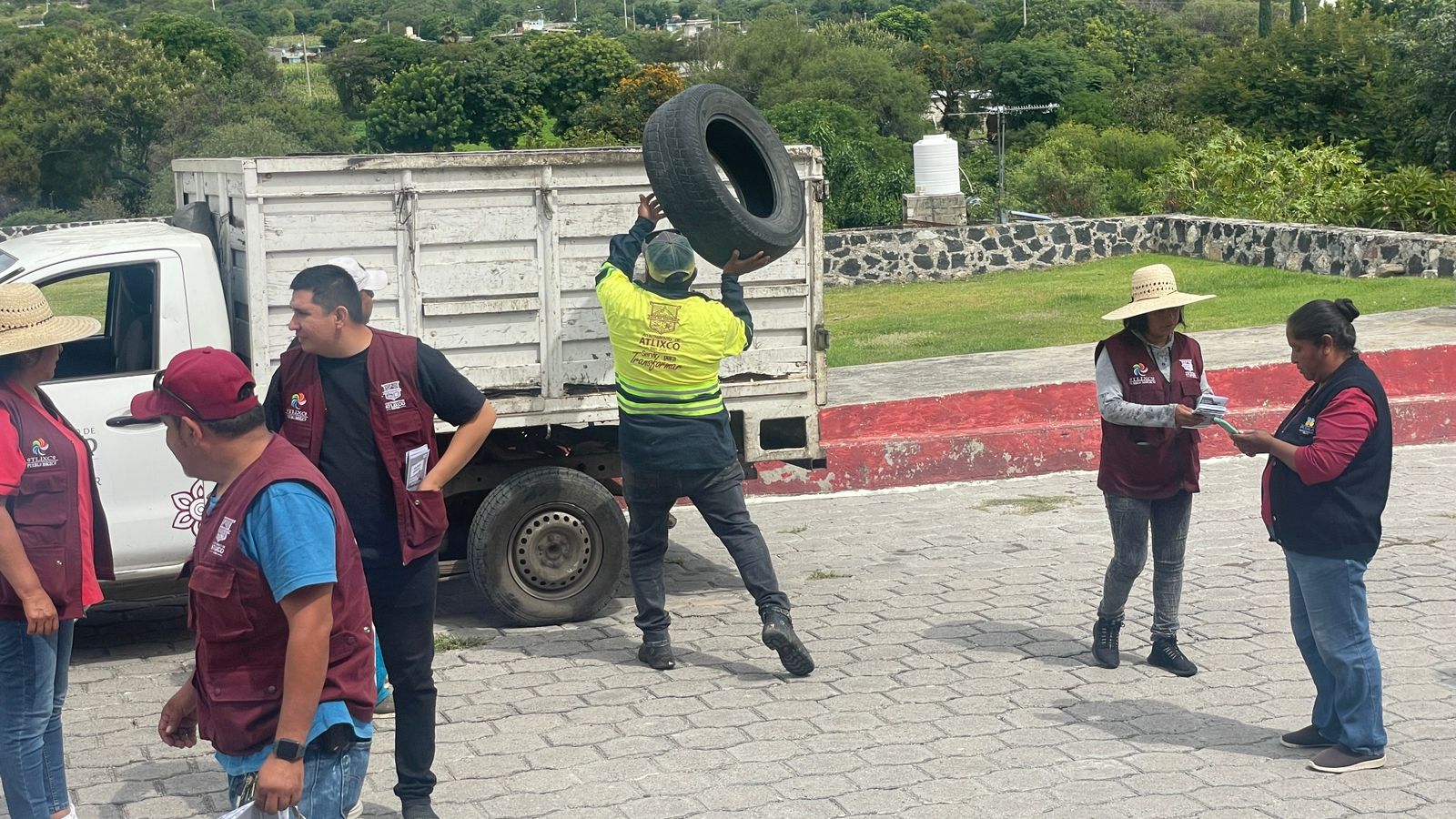 Avanza eliminación de criaderos del mosquito de dengue en Atlixco