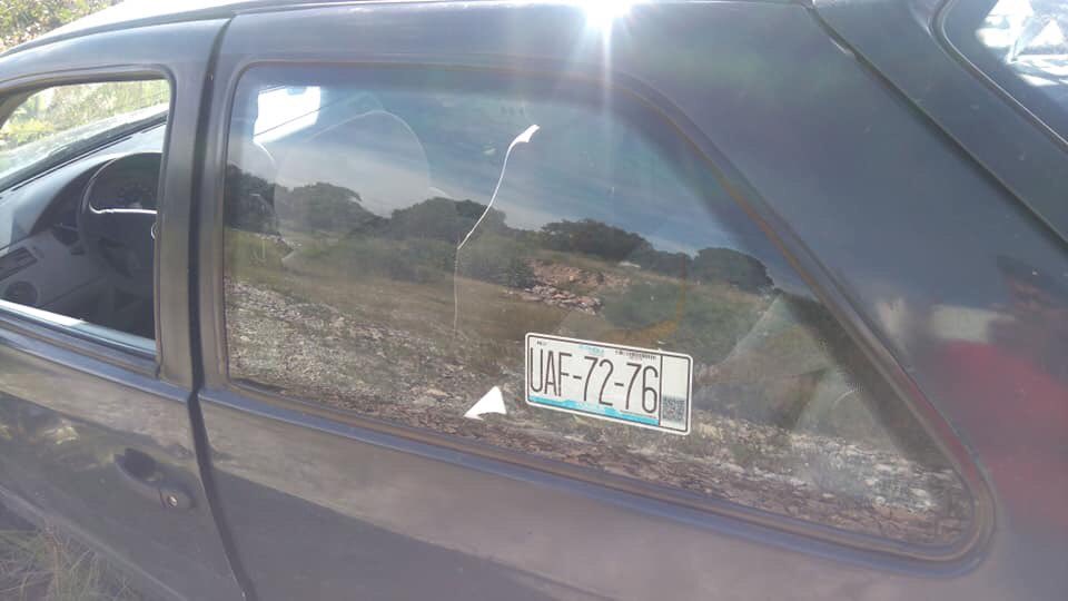 Abandonan auto que atropelló a sujeto golpeado en Amozoc