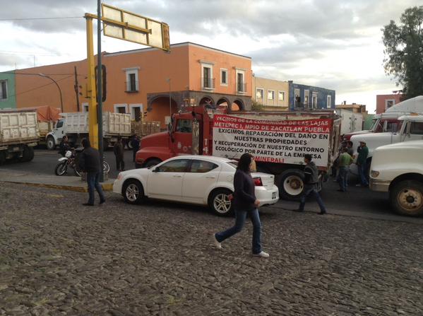 Protestan contra minera italiana frente a Casa Aguayo 