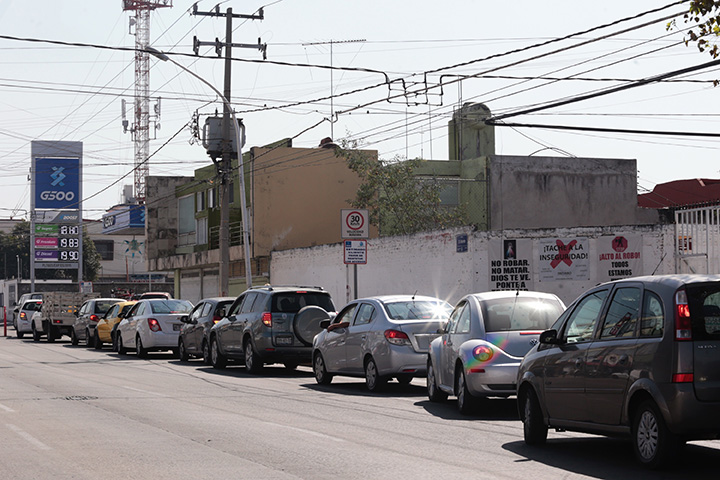 Hasta la CNDH pide garantizar abasto de gasolina