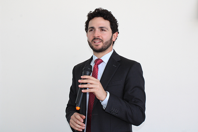 Economía dará recursos a MiPyMEs para instalar sistemas fotovoltaicos