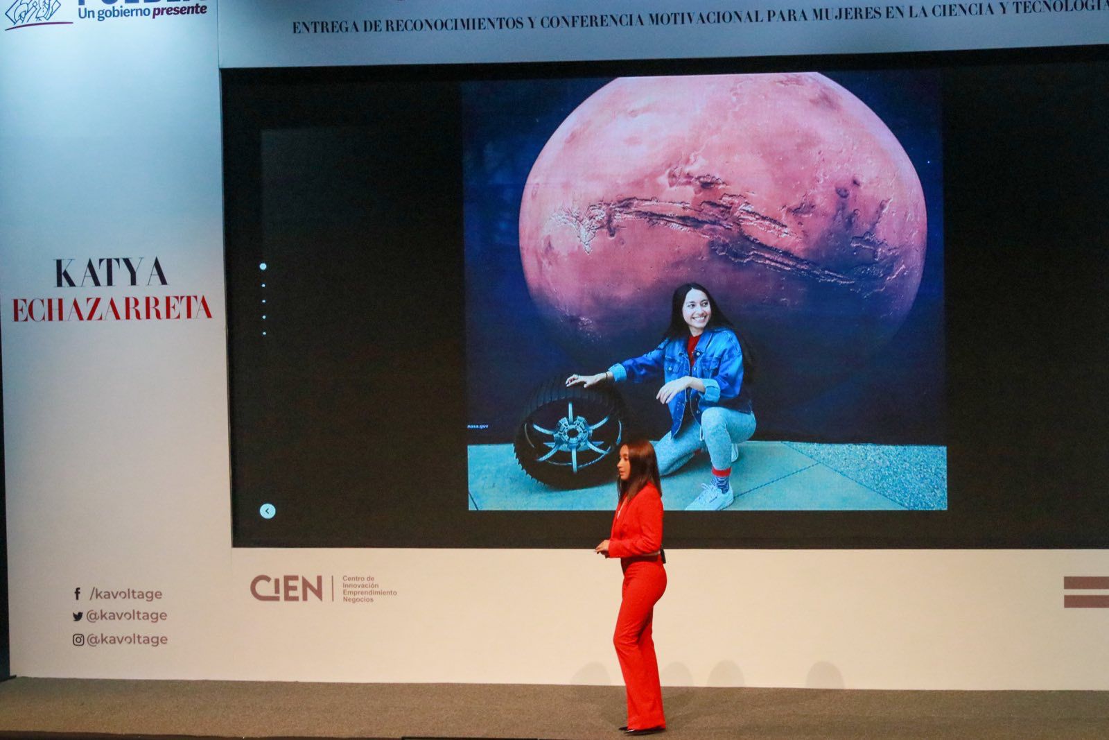 Cierra curso de verano de habilidades STEM con primera astronauta mexicana