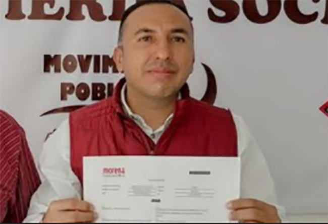 Ex marinista se registra en Morena para la diputación local de Izúcar  