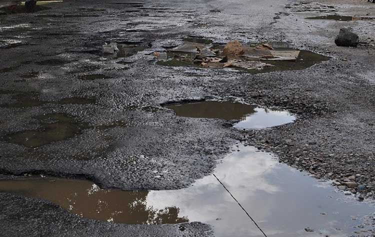 Se unen ediles de la Mixteca por pésimo estado de carreteras