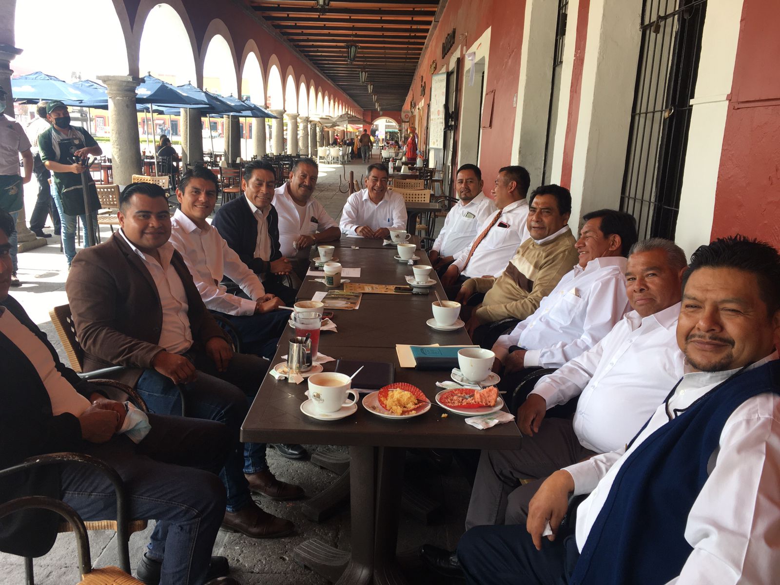 Ediles auxiliares de San Pedro Cholula se reúnen