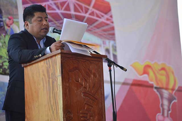 Exige justicia alcaldesa de Tecomatlan ante el asesinato del edil de Huitzilan