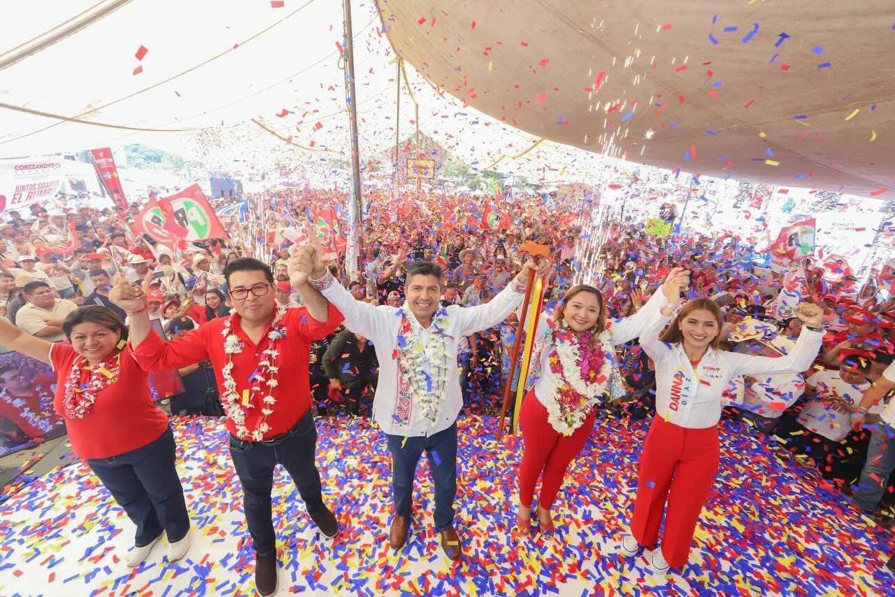 Eduardo Rivera cierra campaña en Cuetzalan y Zautla