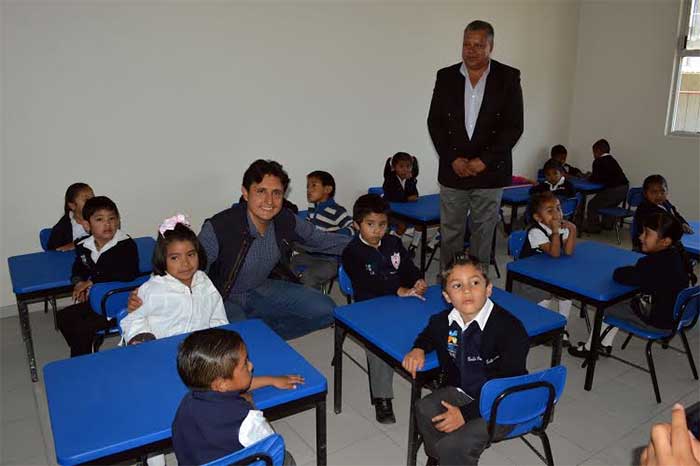 Inauguran obras educativas por 1.6 mdp en San Pedro Cholula