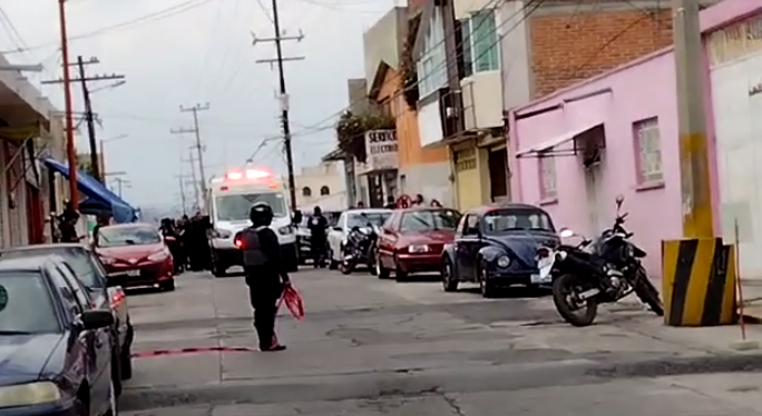 Ejecutan a hombre a las afueras de un taller mecánico en Texmelucan