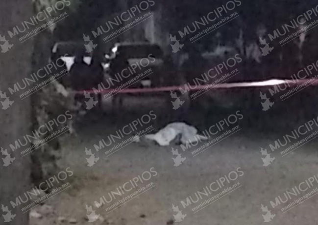 Ejecutan desde auto en movimiento a transeúnte en San Pedro Cholula