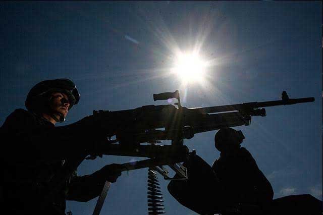 Se enfrentan ladrones de combustible y el Ejército en Tlalancaleca