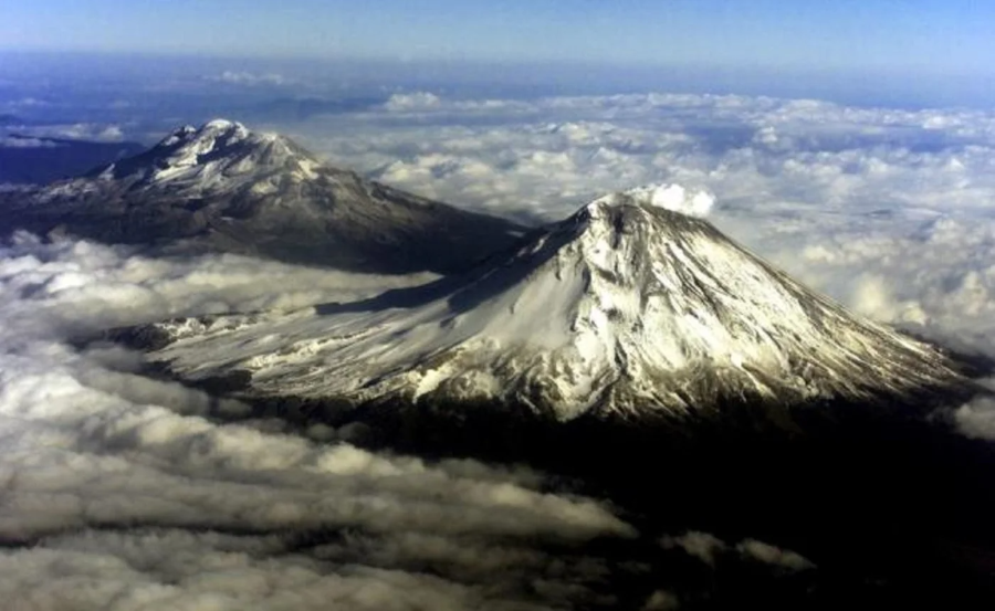 El volcán Popocatépetl y su triste historia de amor con la mujer dormida