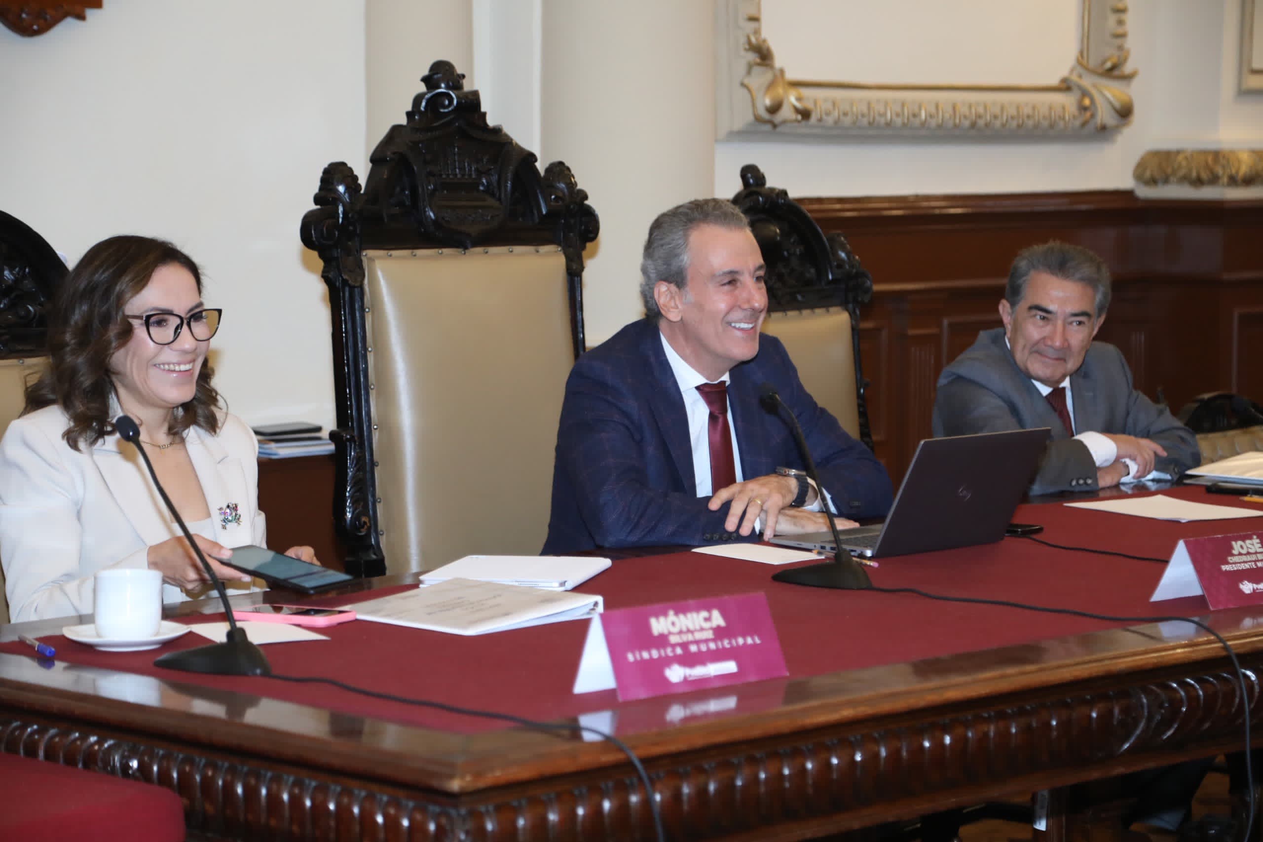 Cabildo de Puebla Capital valida elecciones en 15 juntas auxiliares